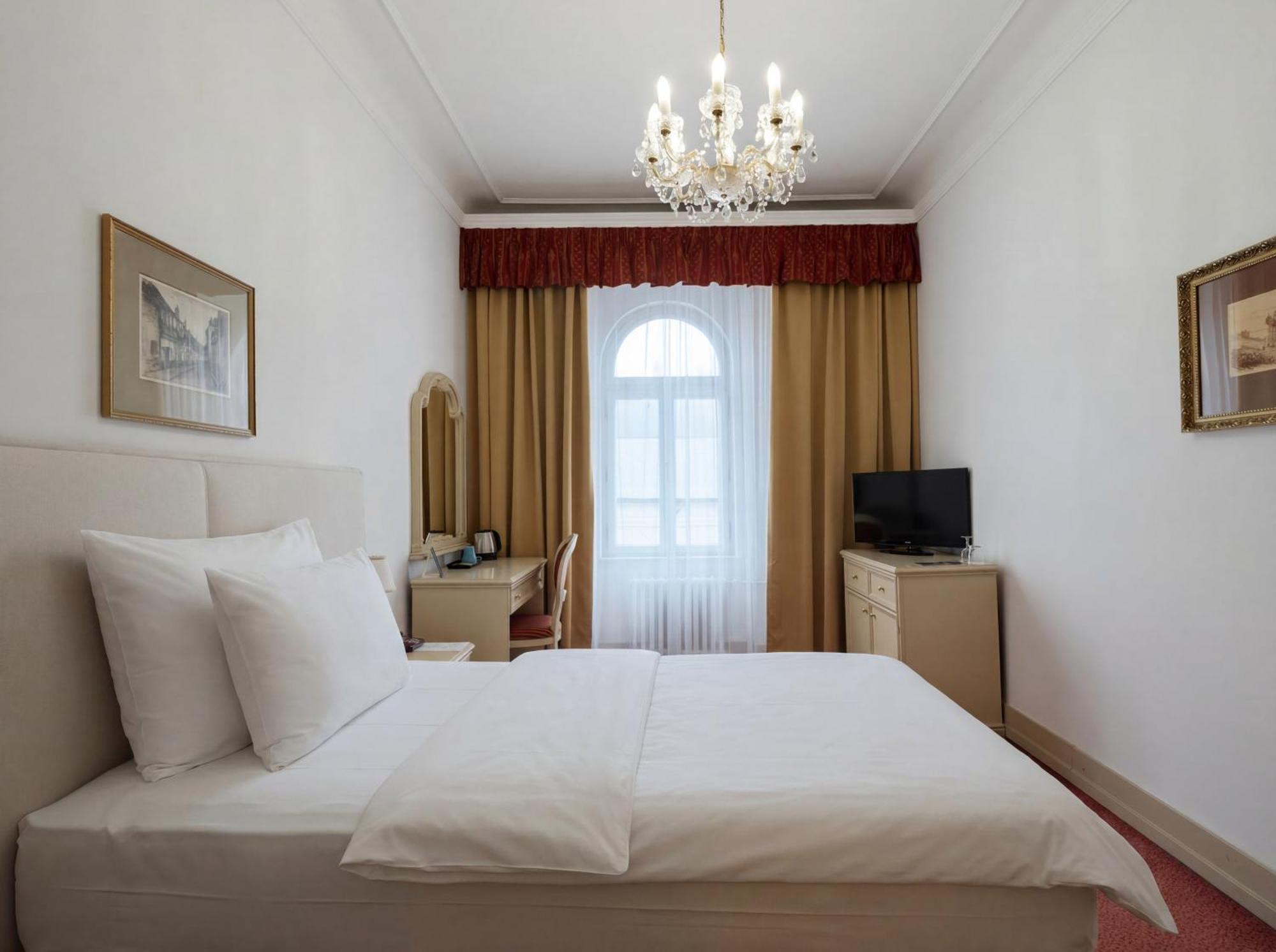 Superior Single Room