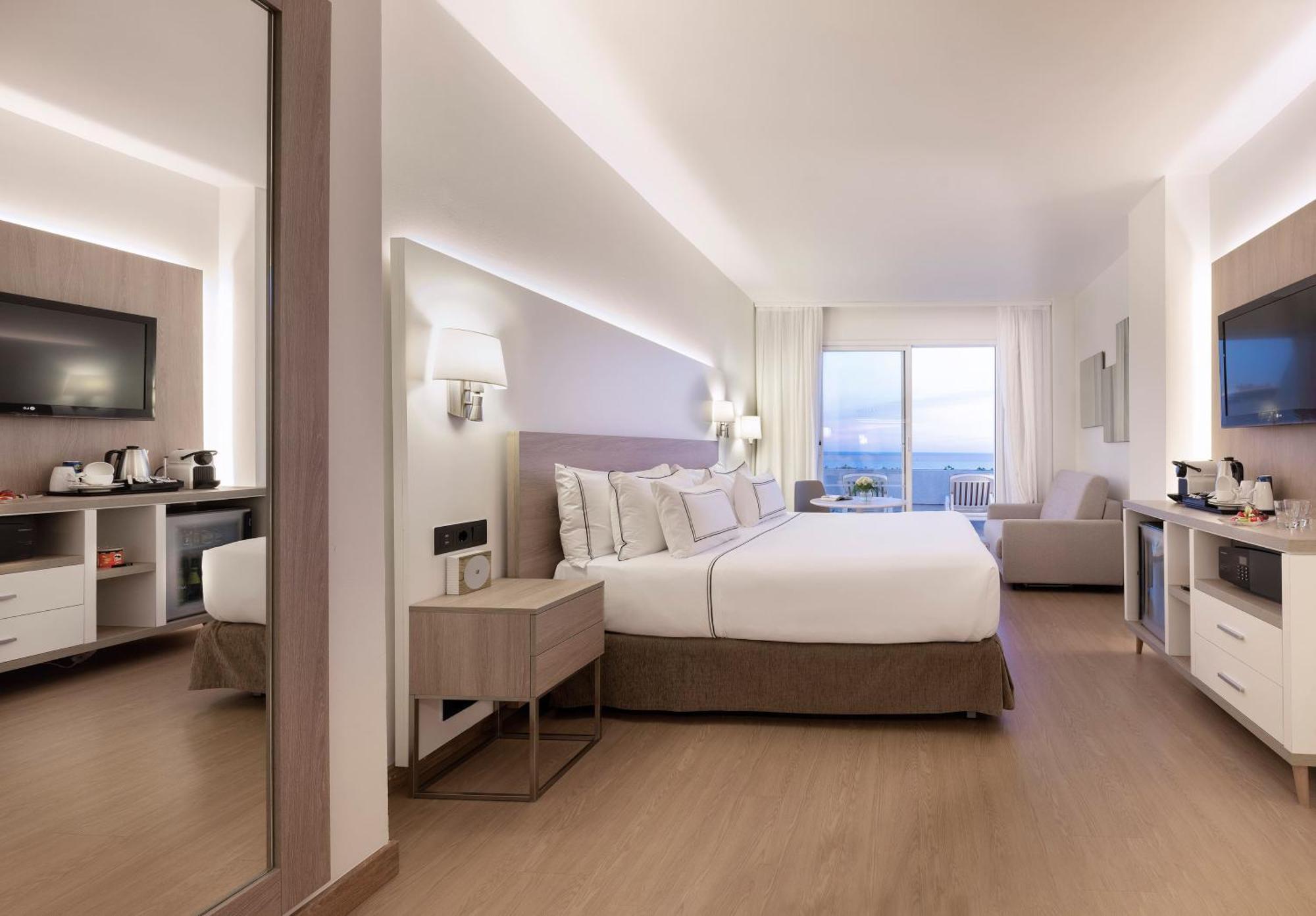 Suite Júnior Familiar (2 adultos + 2 crianças)