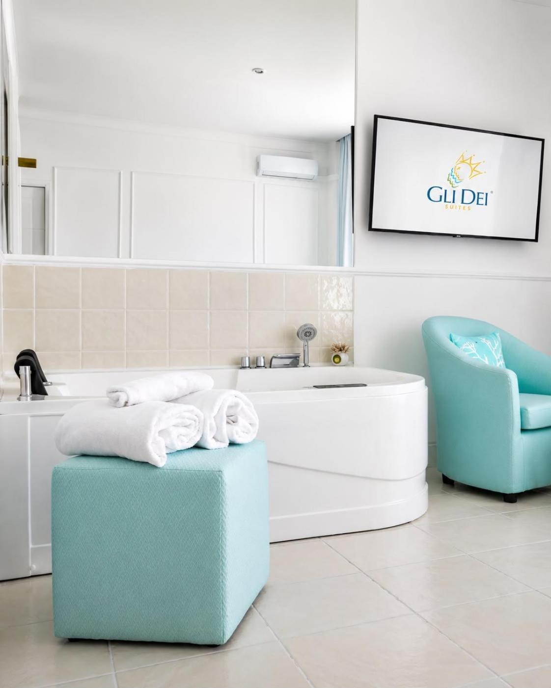 Junior Suite Spa Bath Sea View