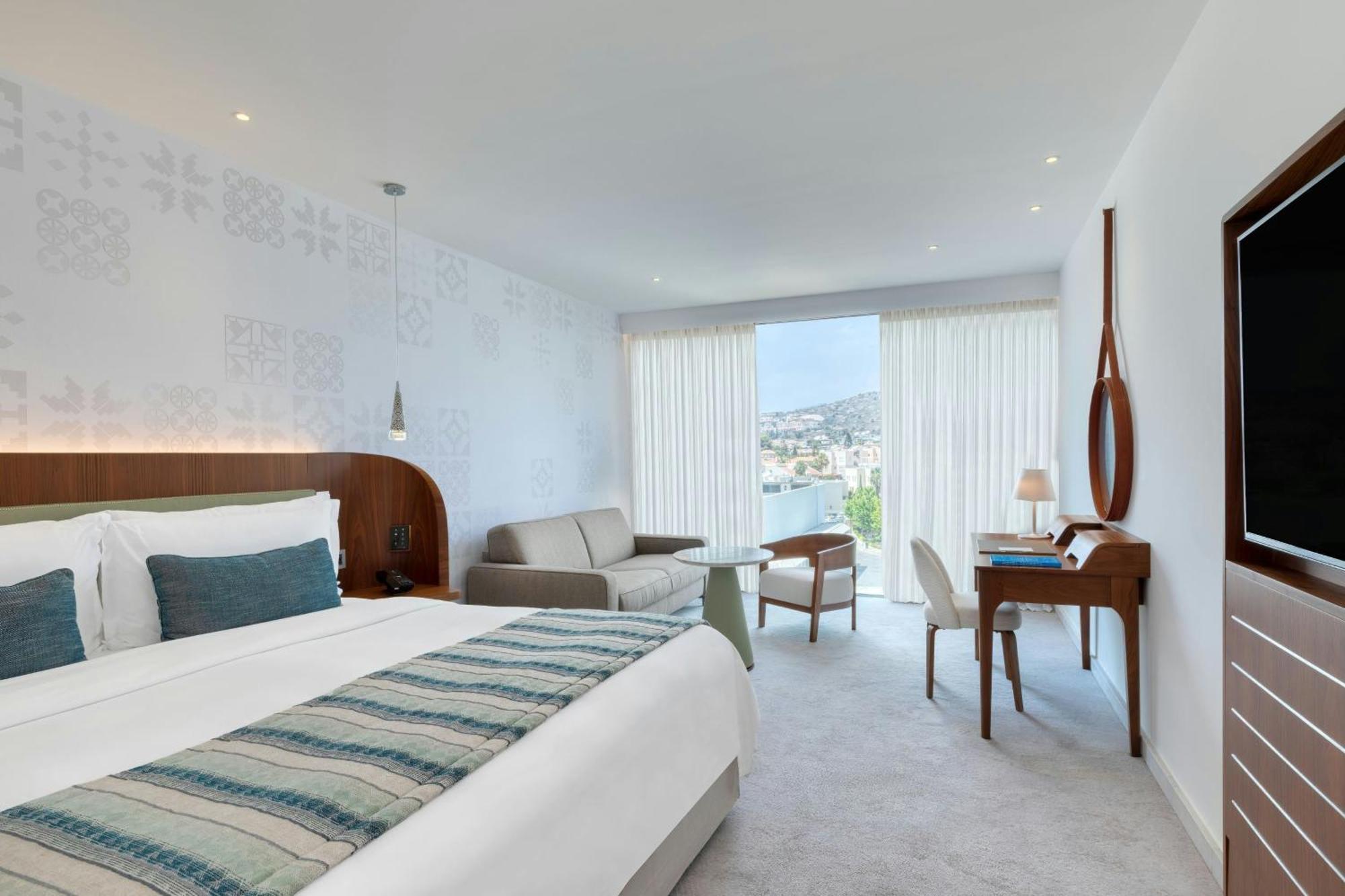 Superior, Guest room, 1 King, Sofa bed, Inland view