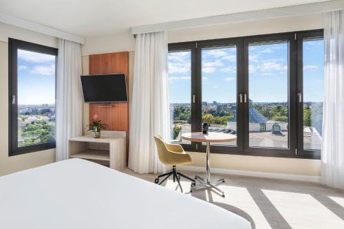 Grande Suite The Level avec Accès au Salon Exécutif
