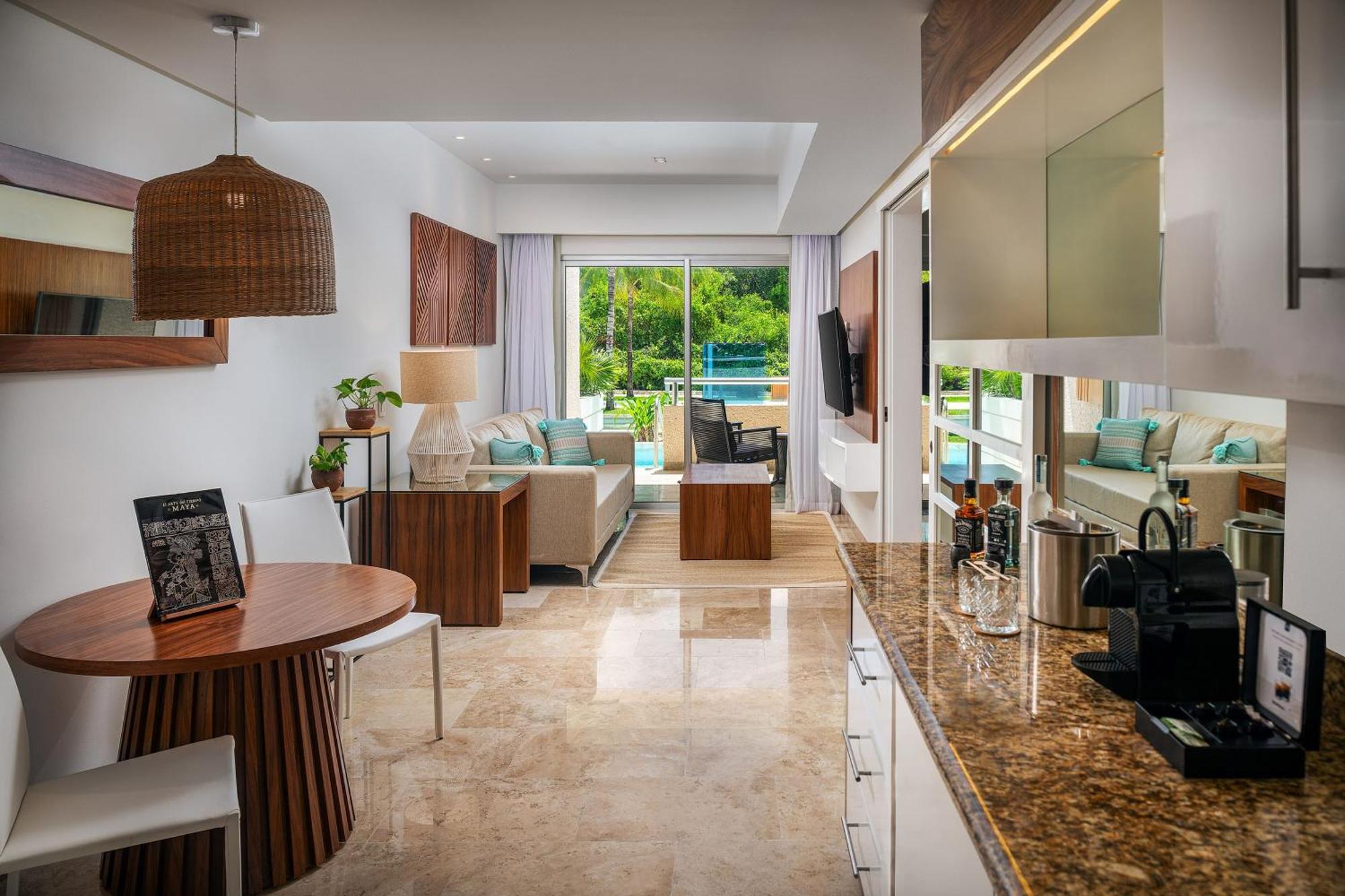 The Reserve Suite Swim Up