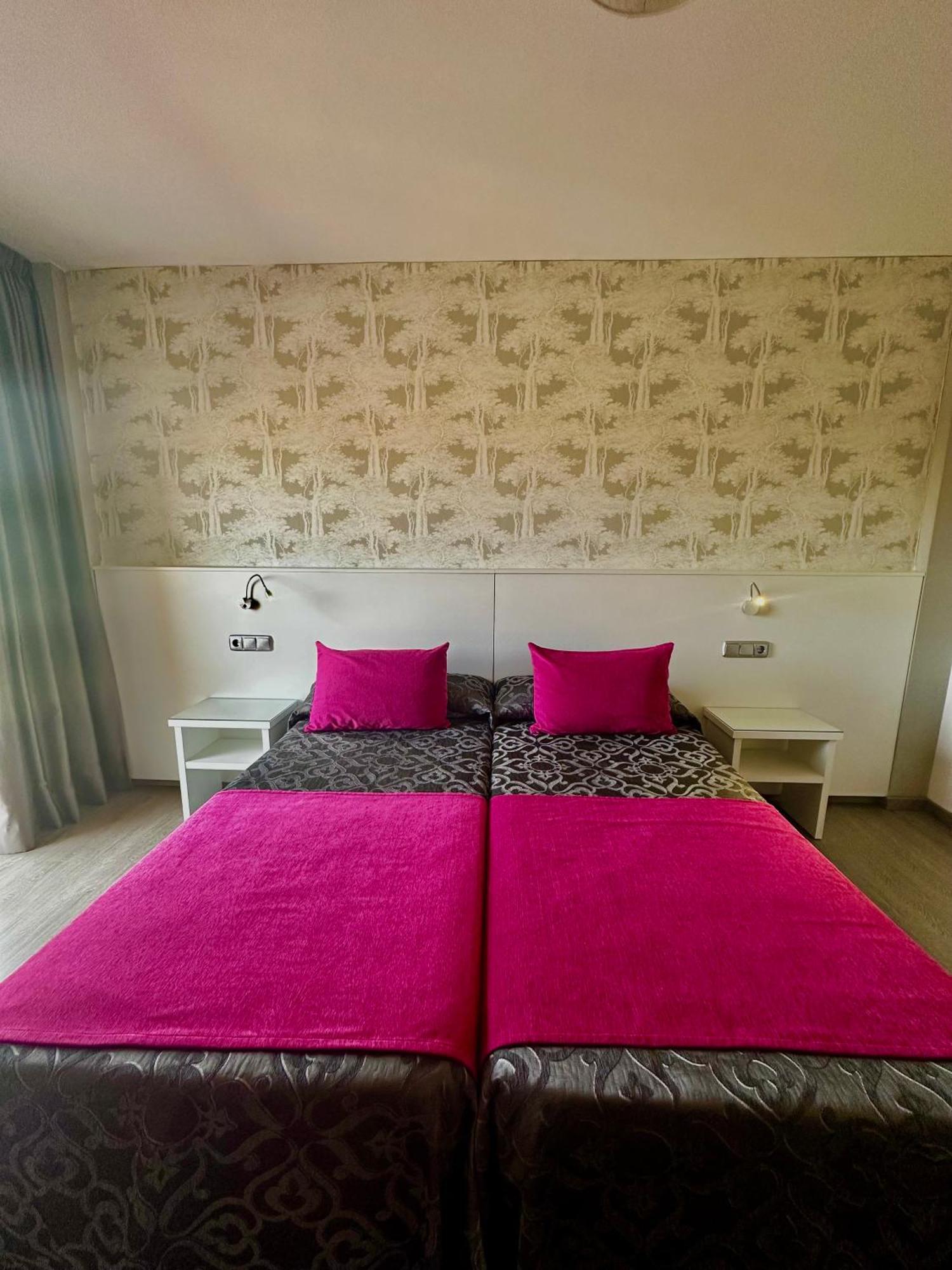 Quarto Twin com Terraço
