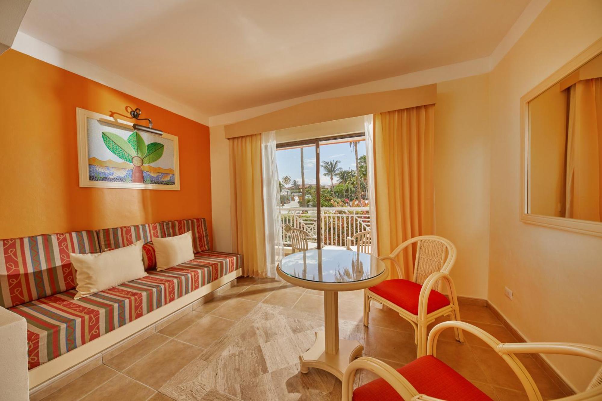 1 King Bed Junior Suite DBL