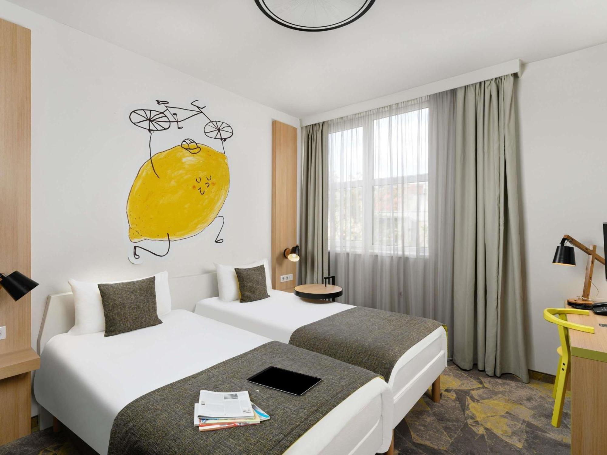 Design Room Two Single Beds