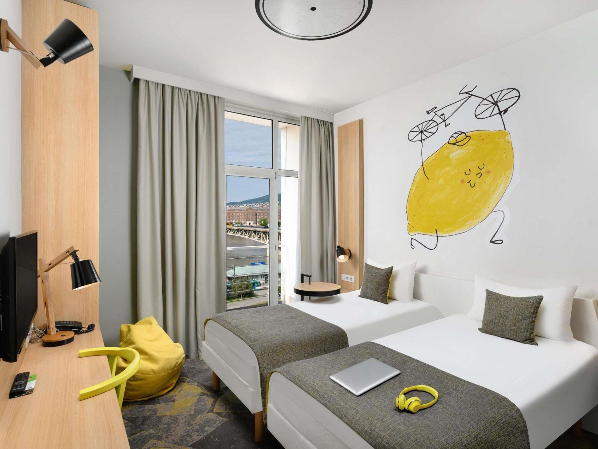Design Room Two Single Beds