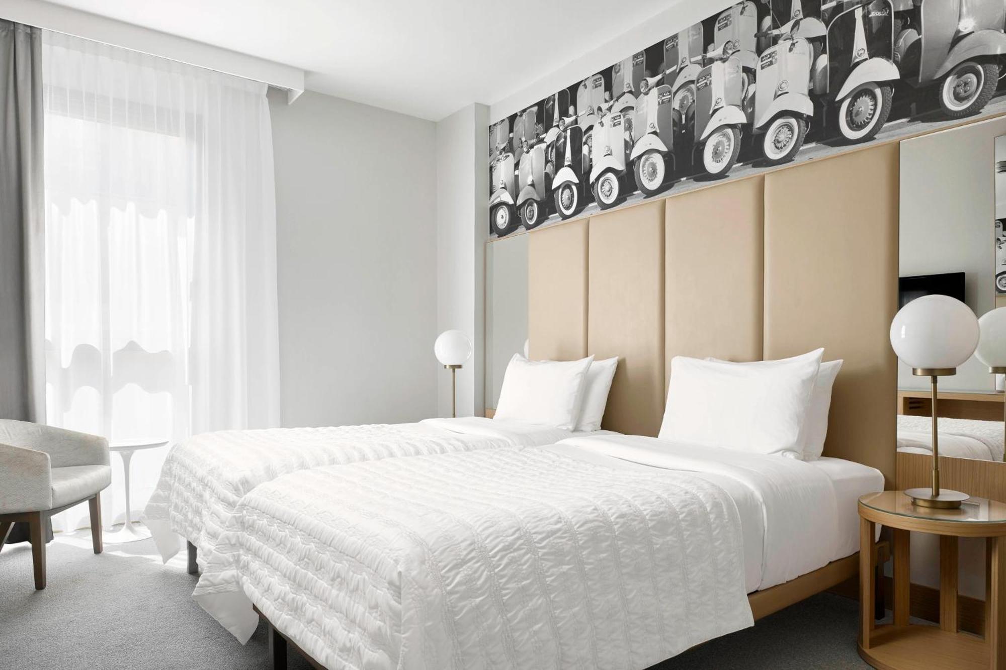 Chambre Lits Jumeaux Supérieure plus Petite avec 2 Lits Jumeaux/Simples