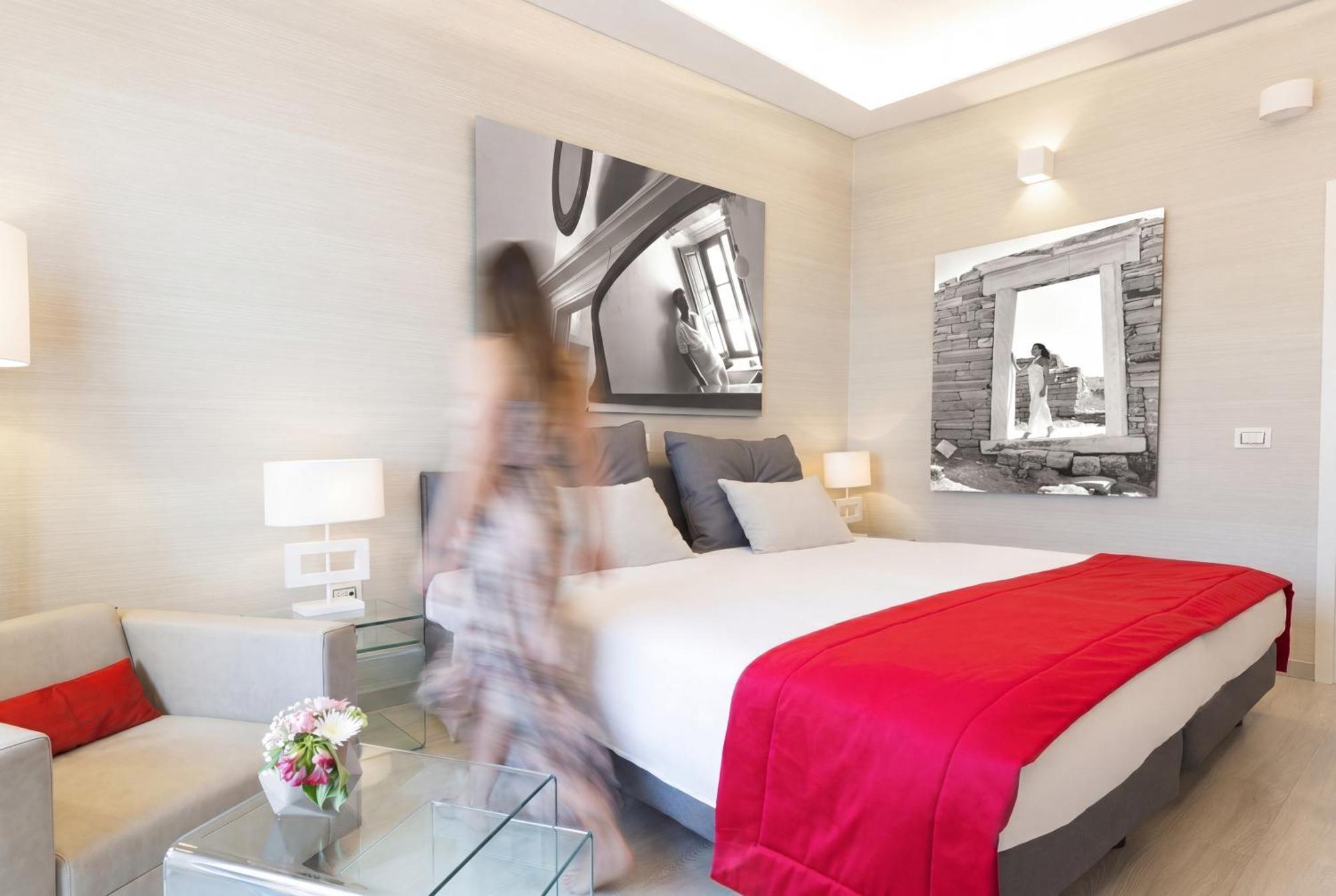Basic Double or Twin Room Courtyard View