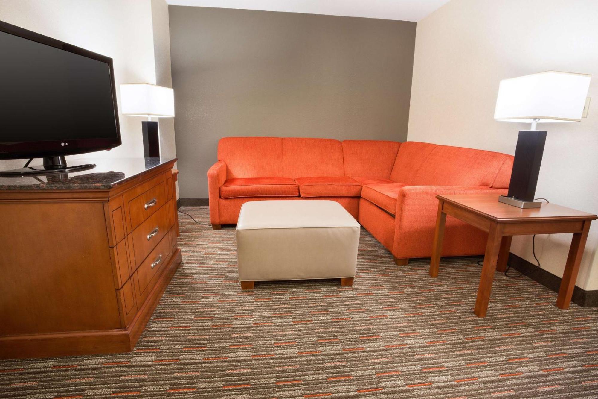 Deluxe King Room Oversized