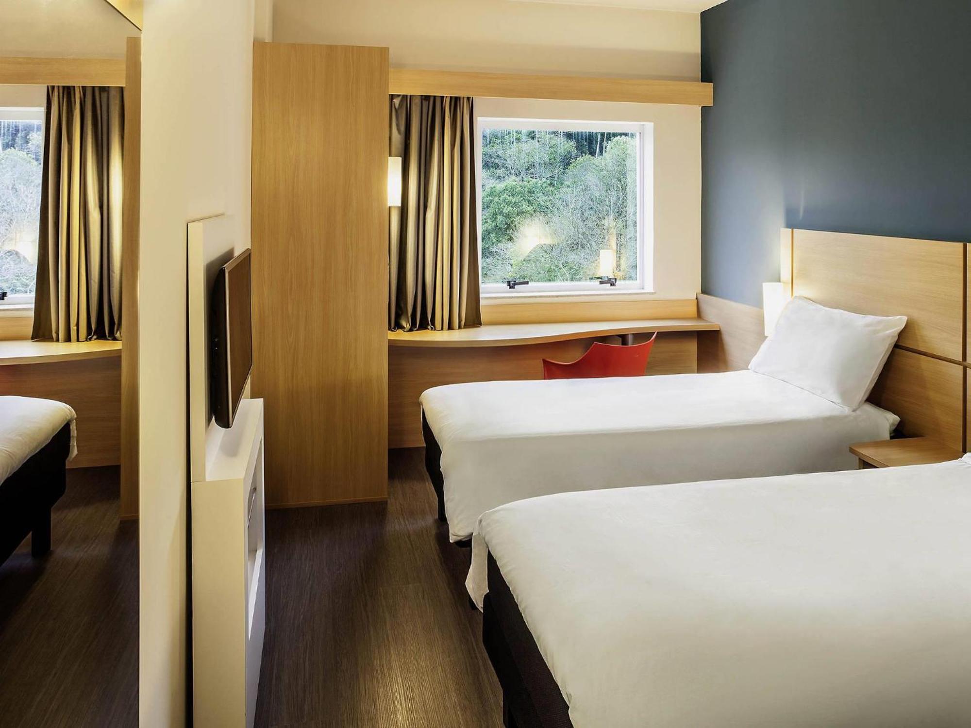Standard Apartment Twin Beds