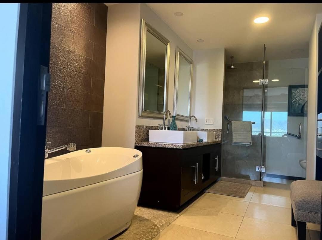 Apartment Sea View