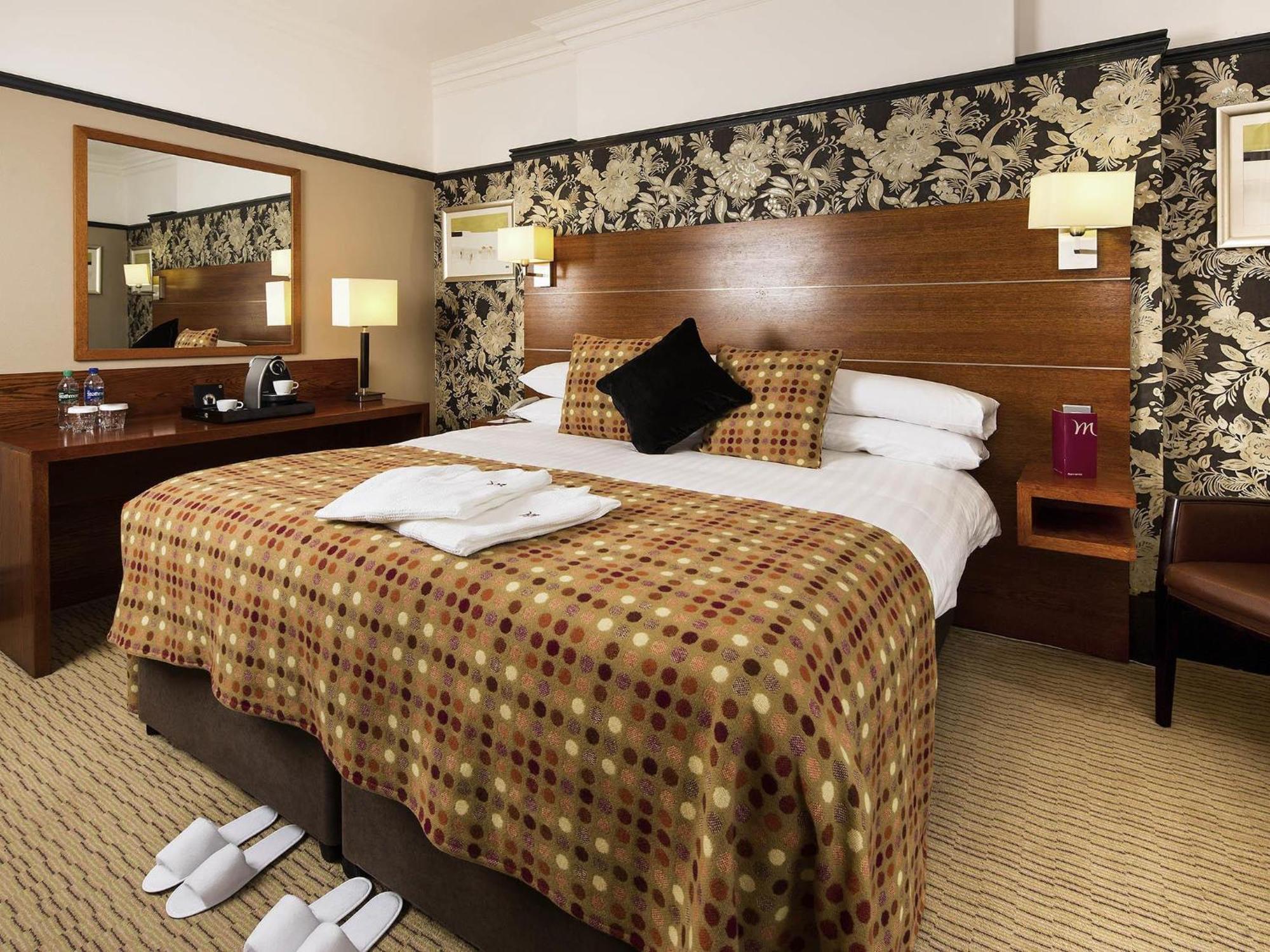 Superior Suite Lake View