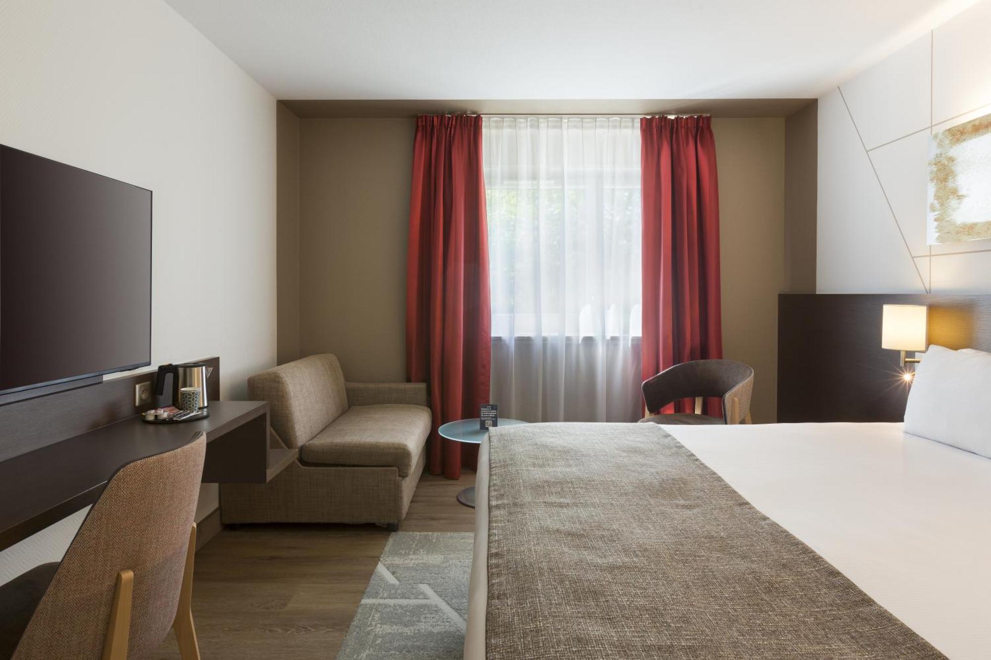 Double Room 1 Double Bed 1 Junior Bed