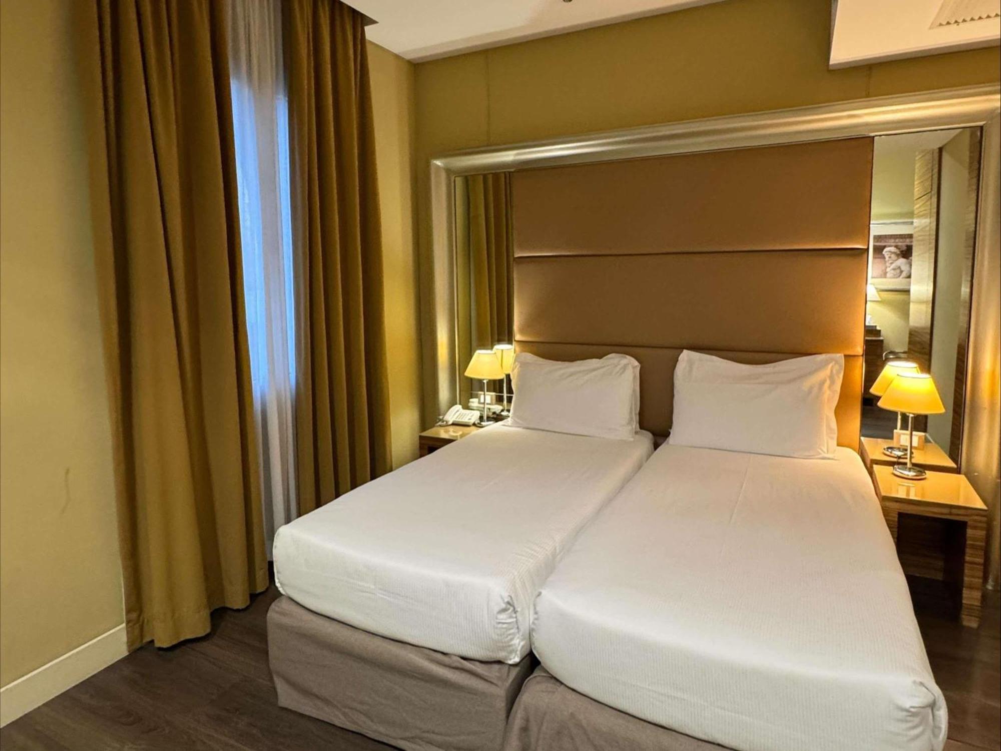 Twin Classic Room