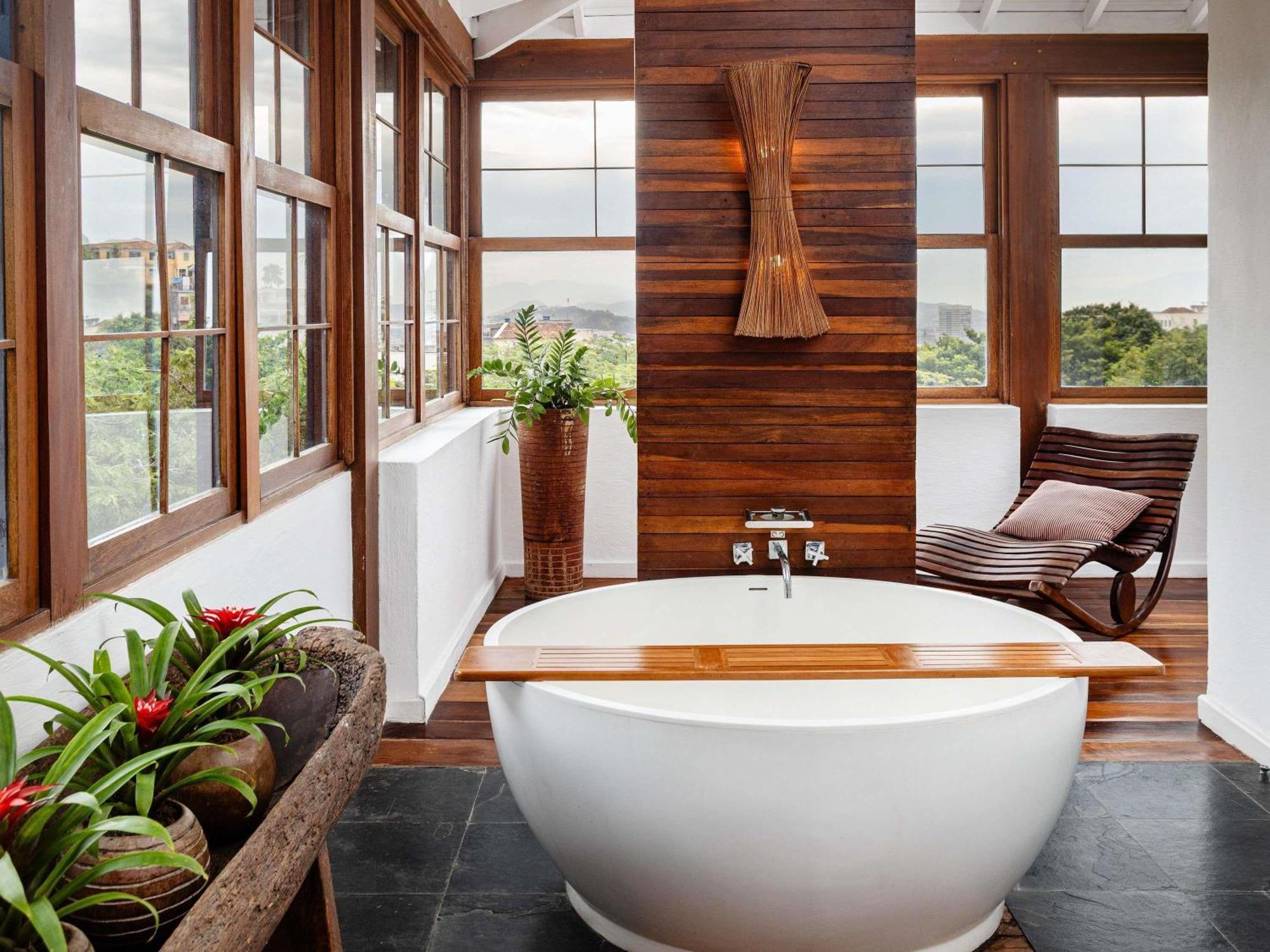 King Loft Suite