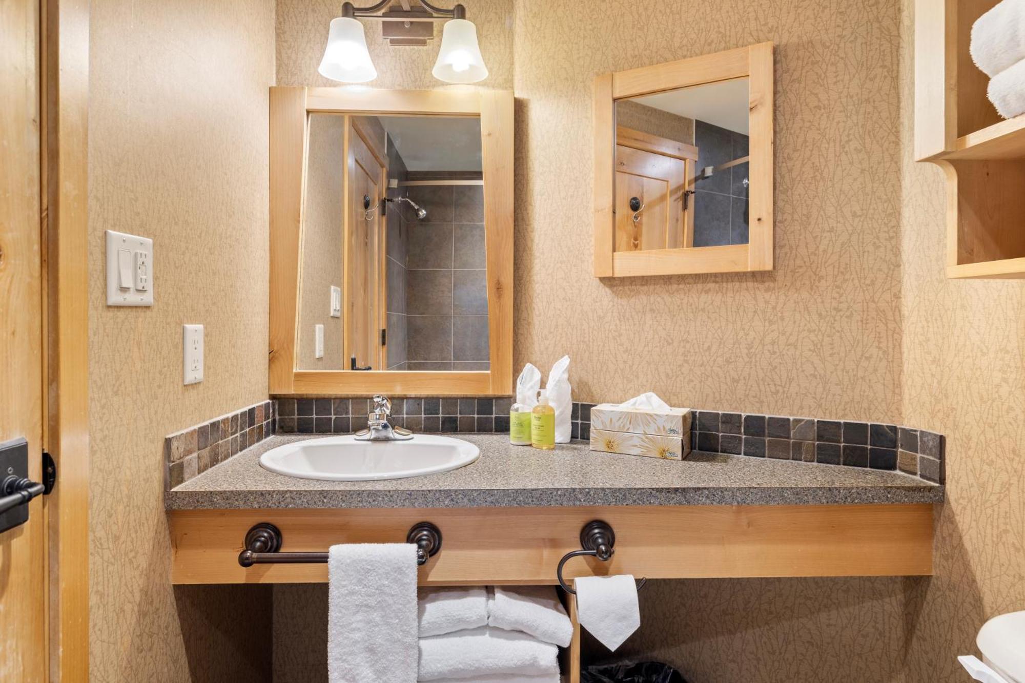 Premium One Bedroom Loft Suite