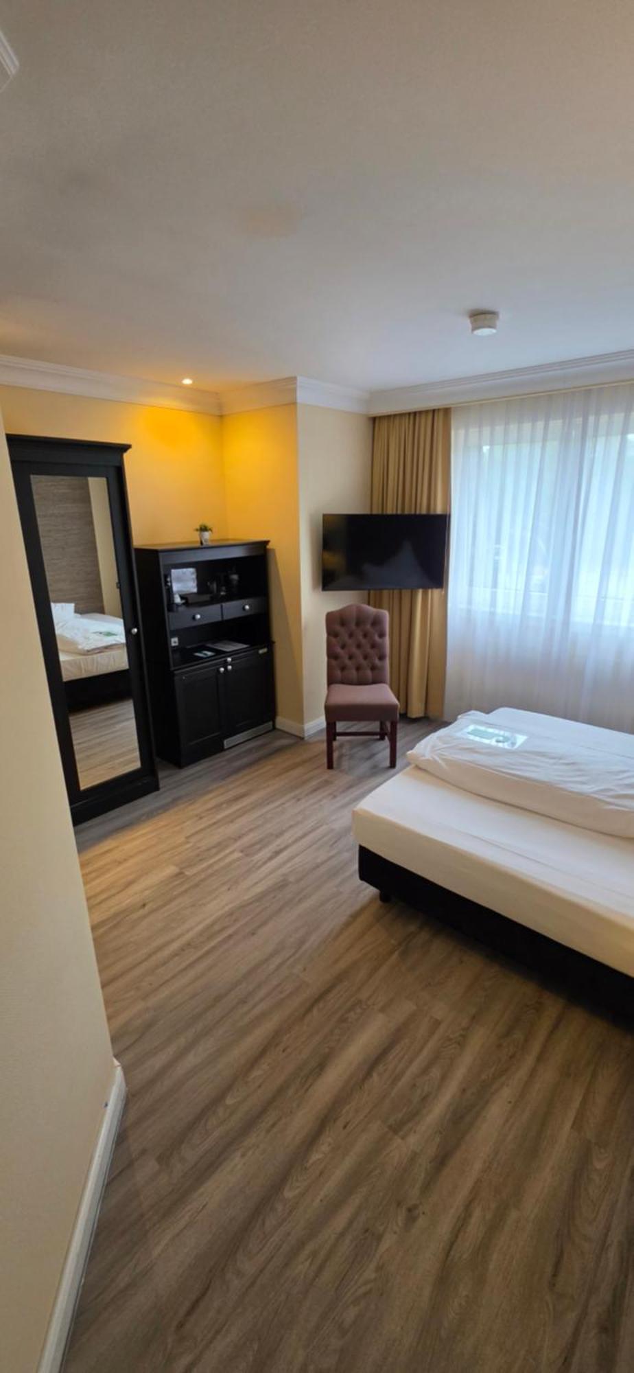 Comfort Queen Size Single Room