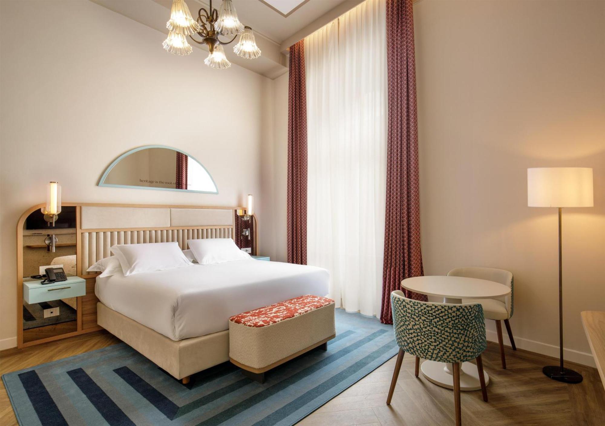 King Room - Mobility Accessible