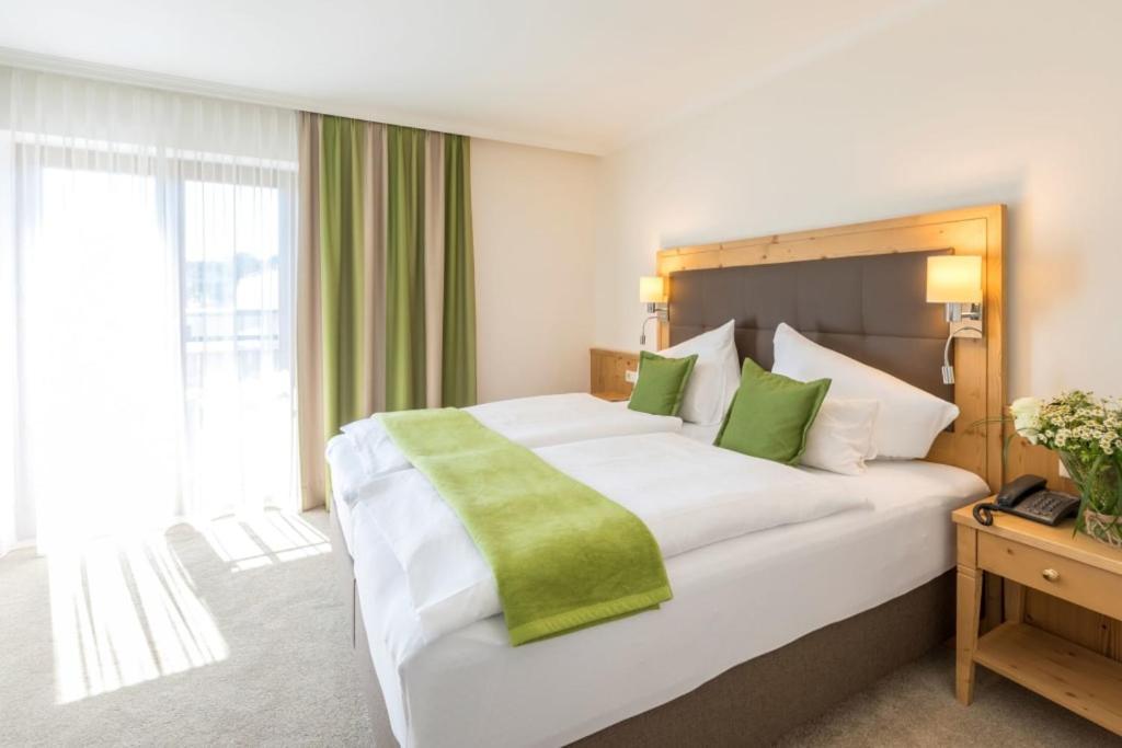 Doppelzimmer mit Balkon