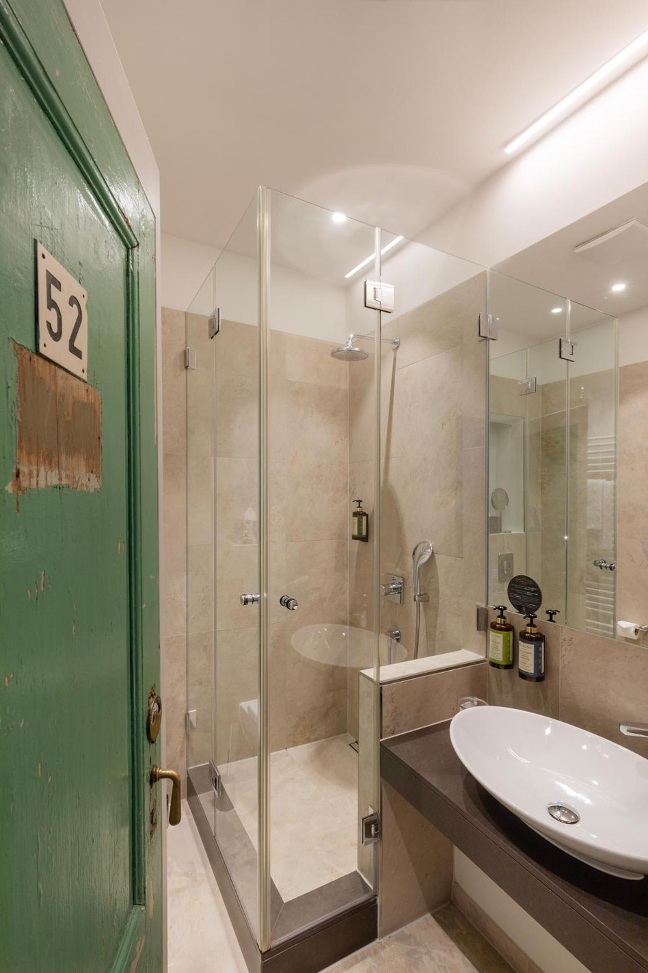 Comfort Single Room