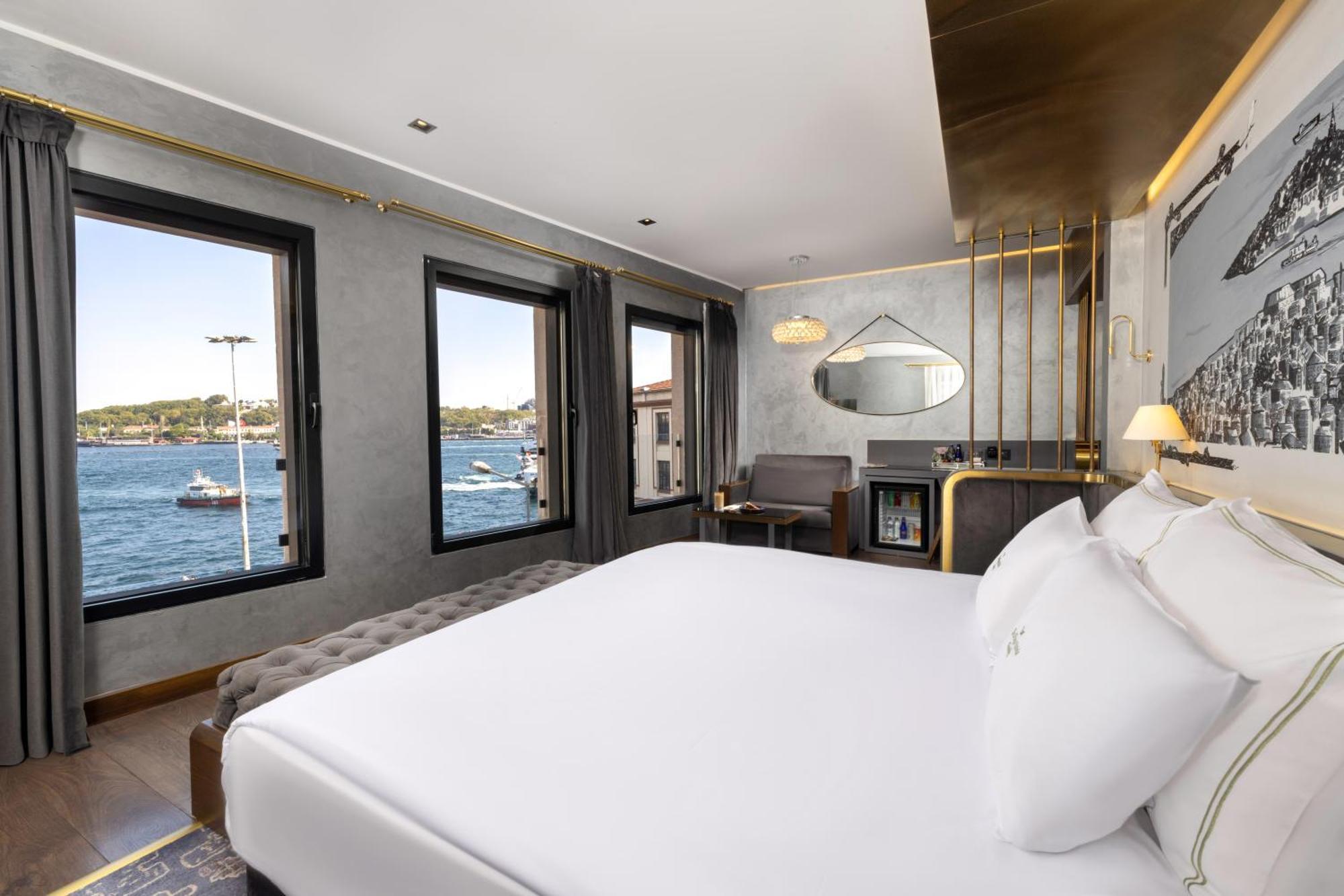 Corner Suite Room Sea View