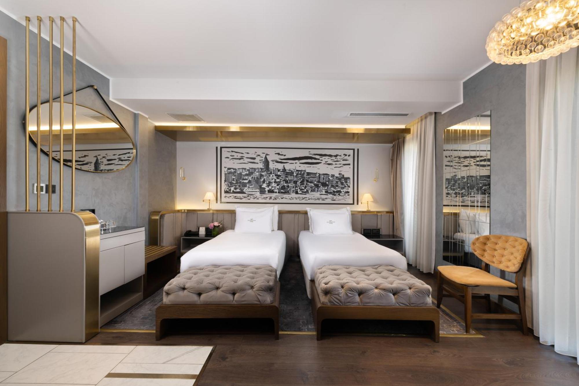 Deluxe Double or Twin Room