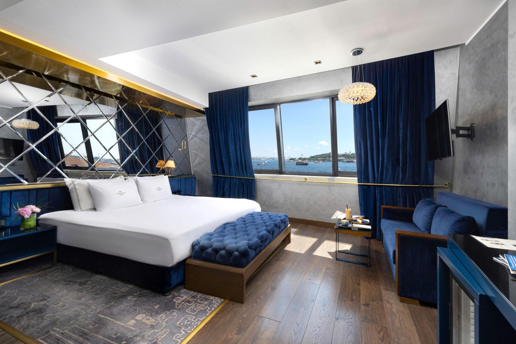 Penthouse Suite Sea View