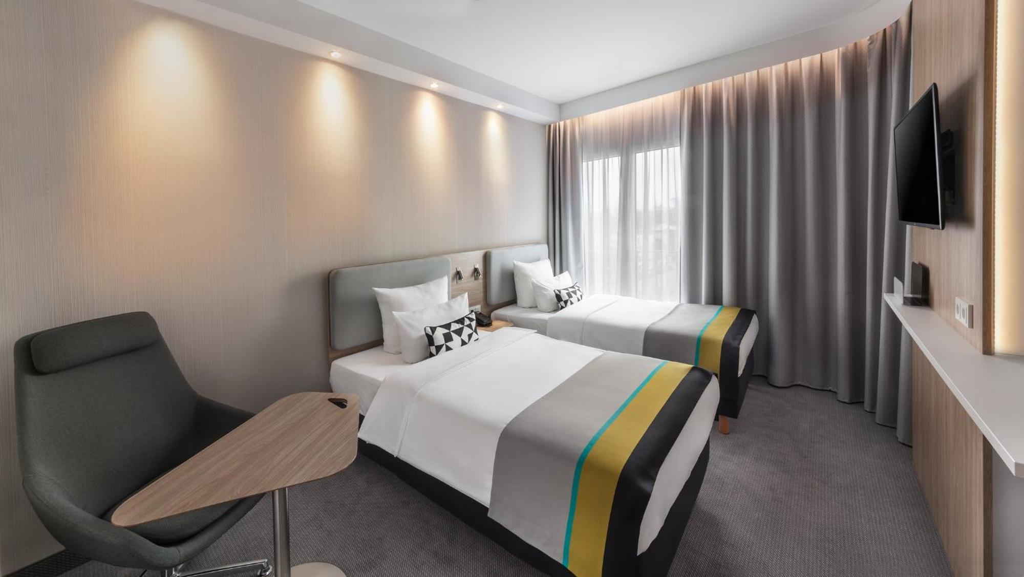 Standard Room Two Single Beds