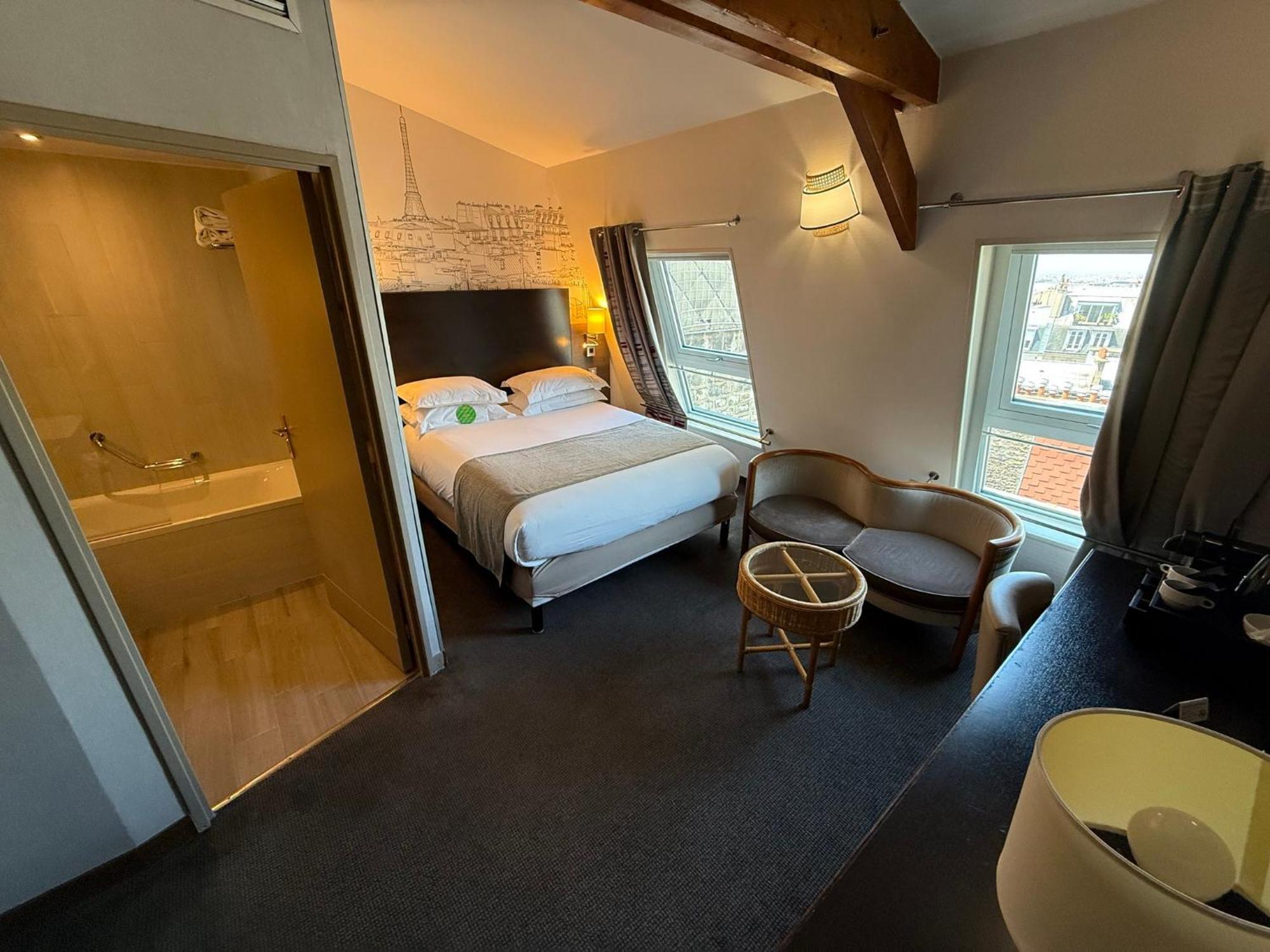 Premium King Room