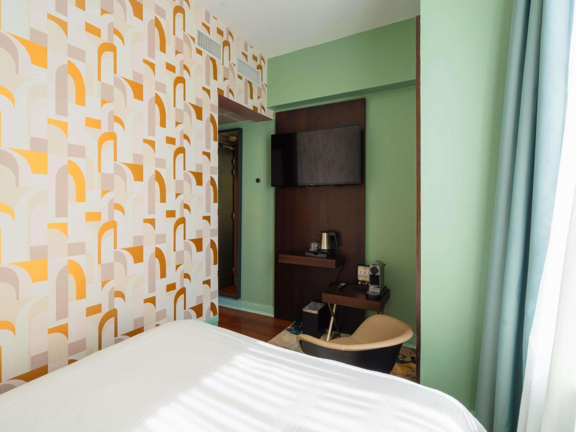 Classic Single Room