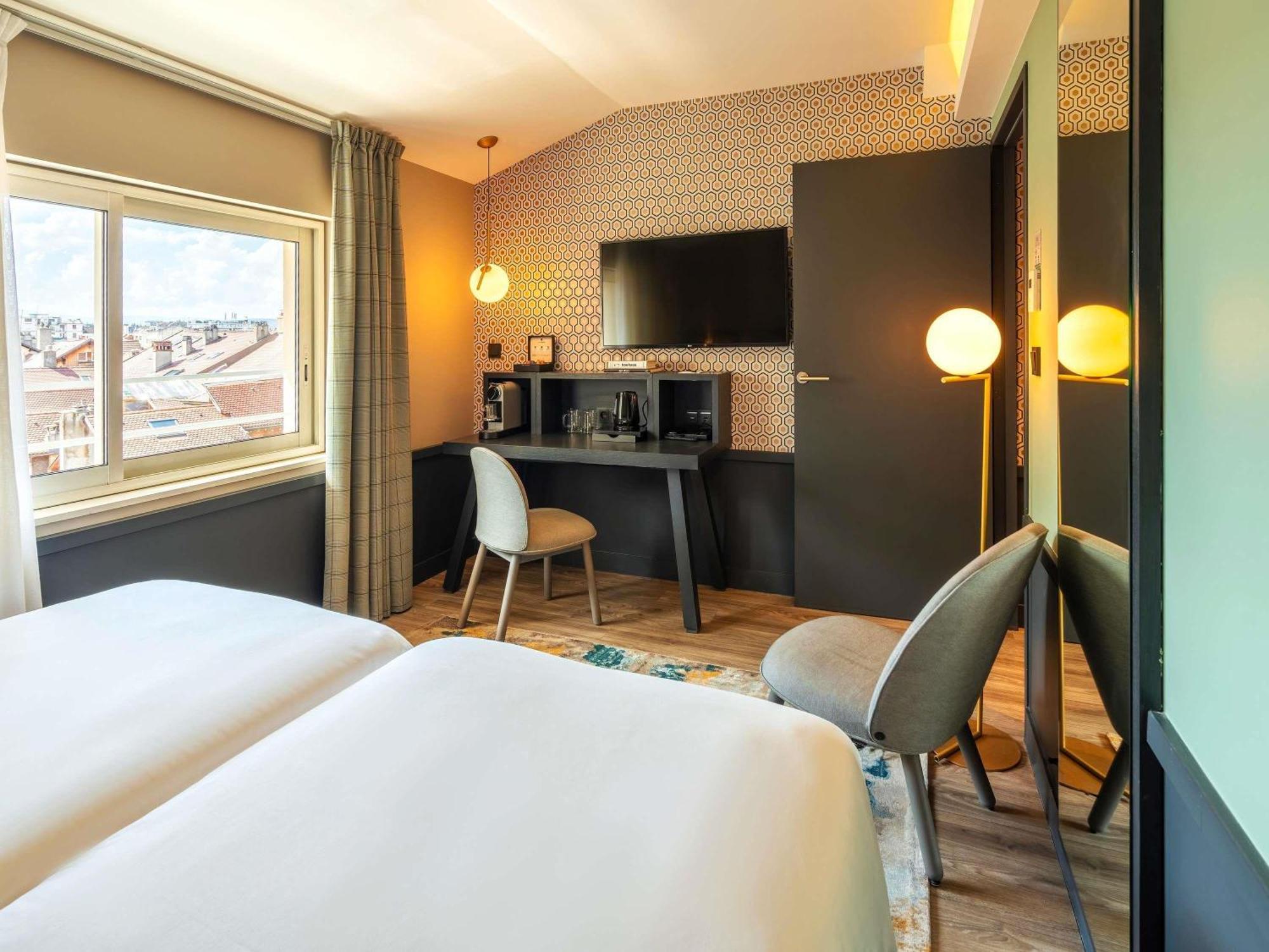Superior Room Two Zip Beds