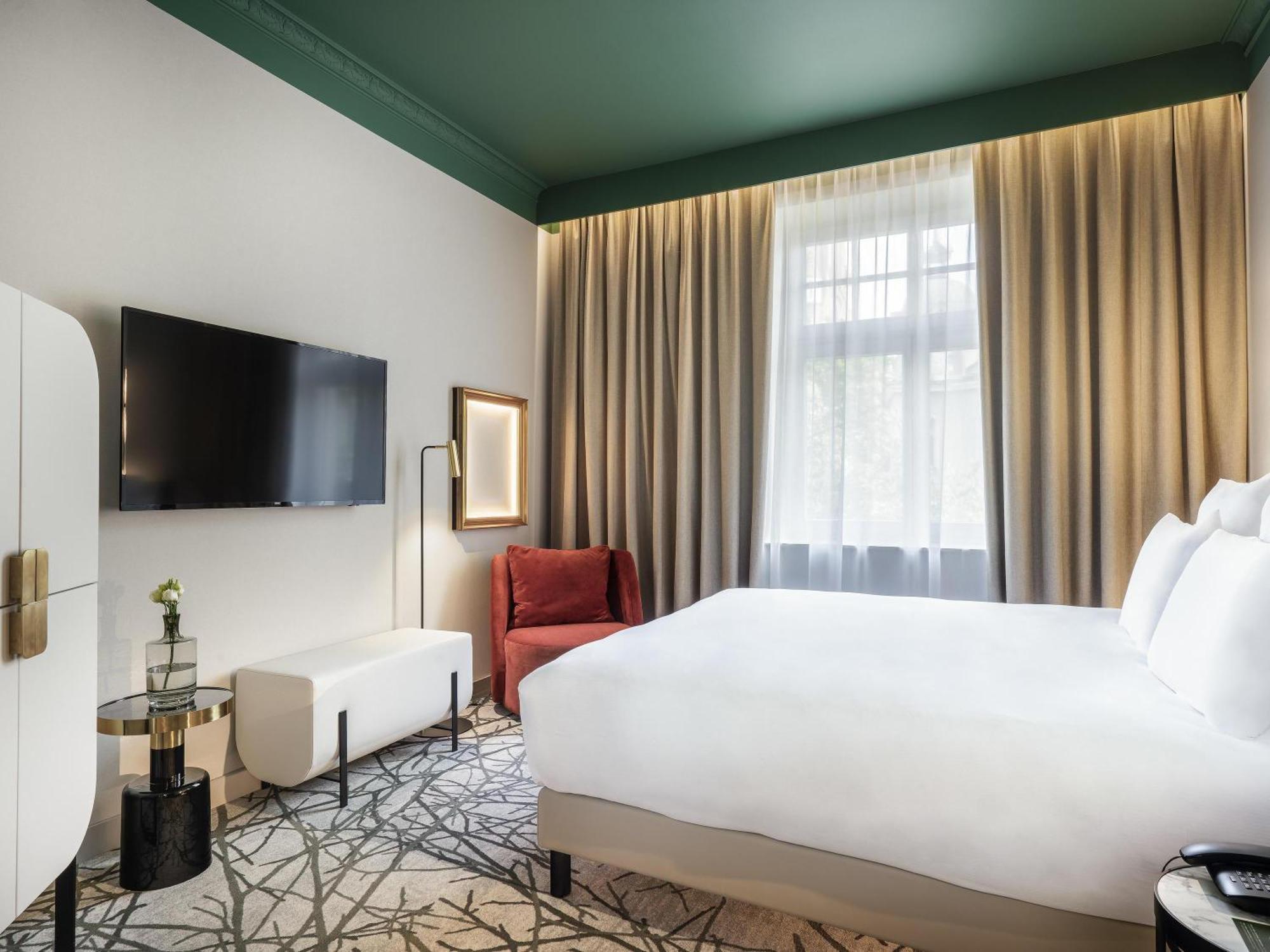 Classic King Room