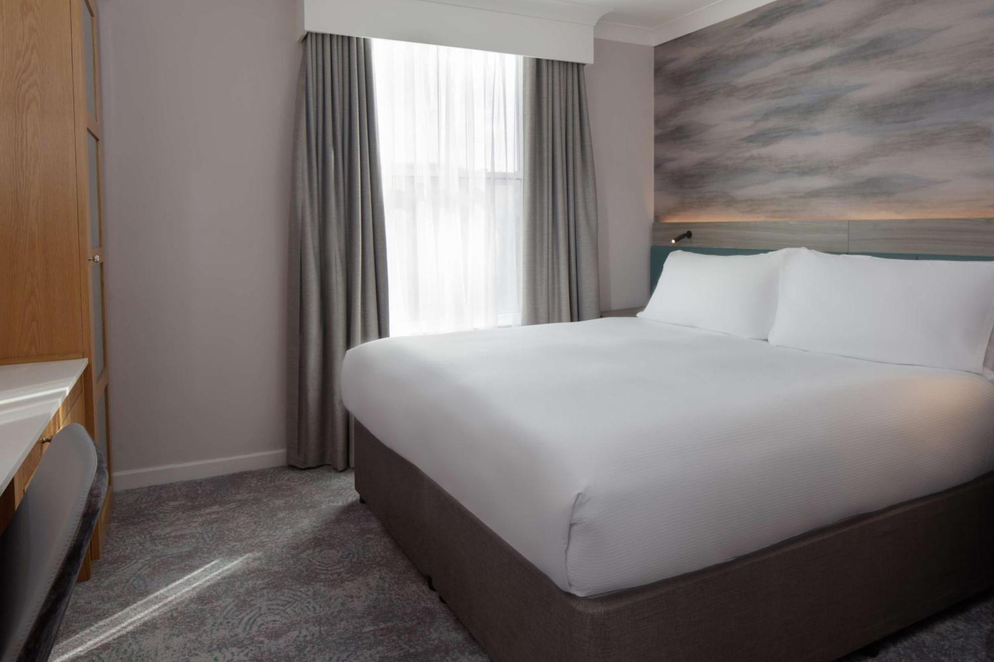 King Guest Room