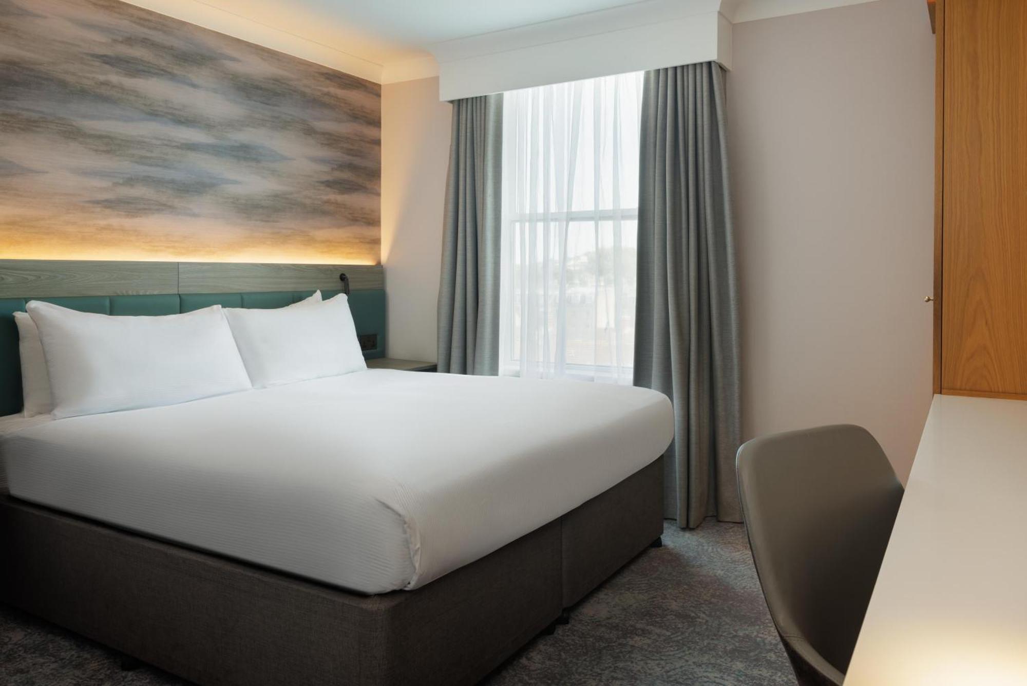 King Guest Room