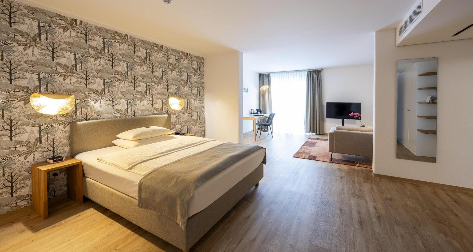 Queen Suite