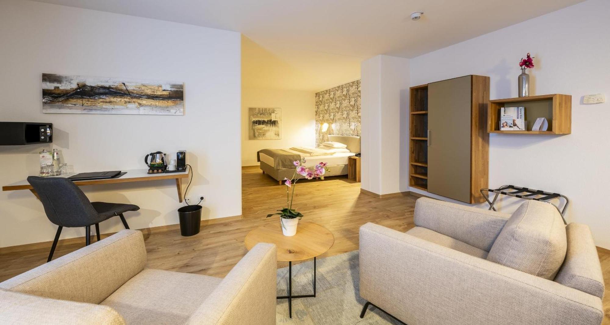 Comfort Queen Room