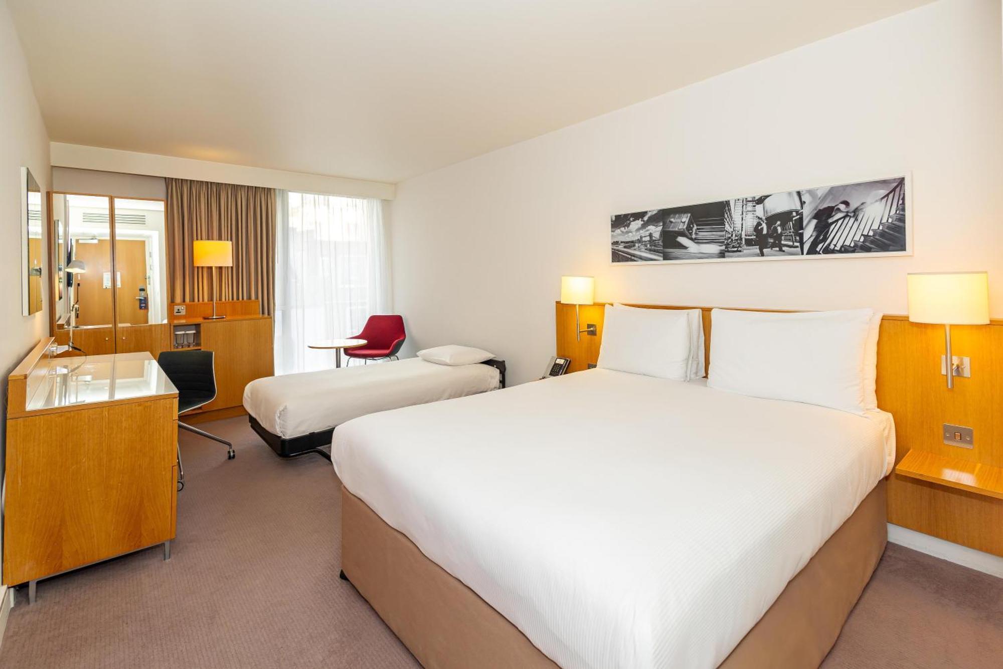 Queen Room One Single Roll-Away Bed