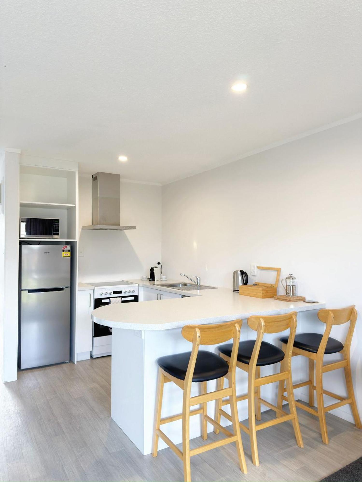 One-Bedroom Apartment Aircon