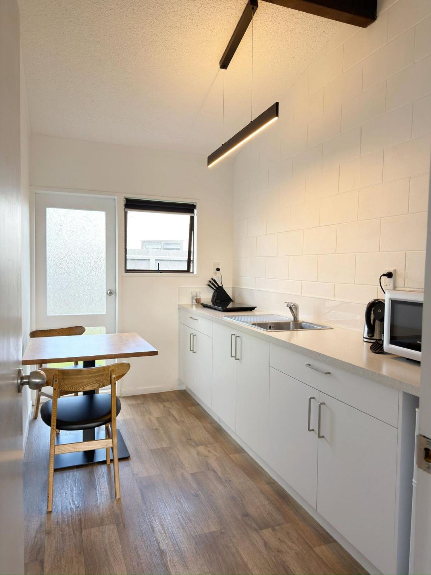 Executive King Studio Aircon