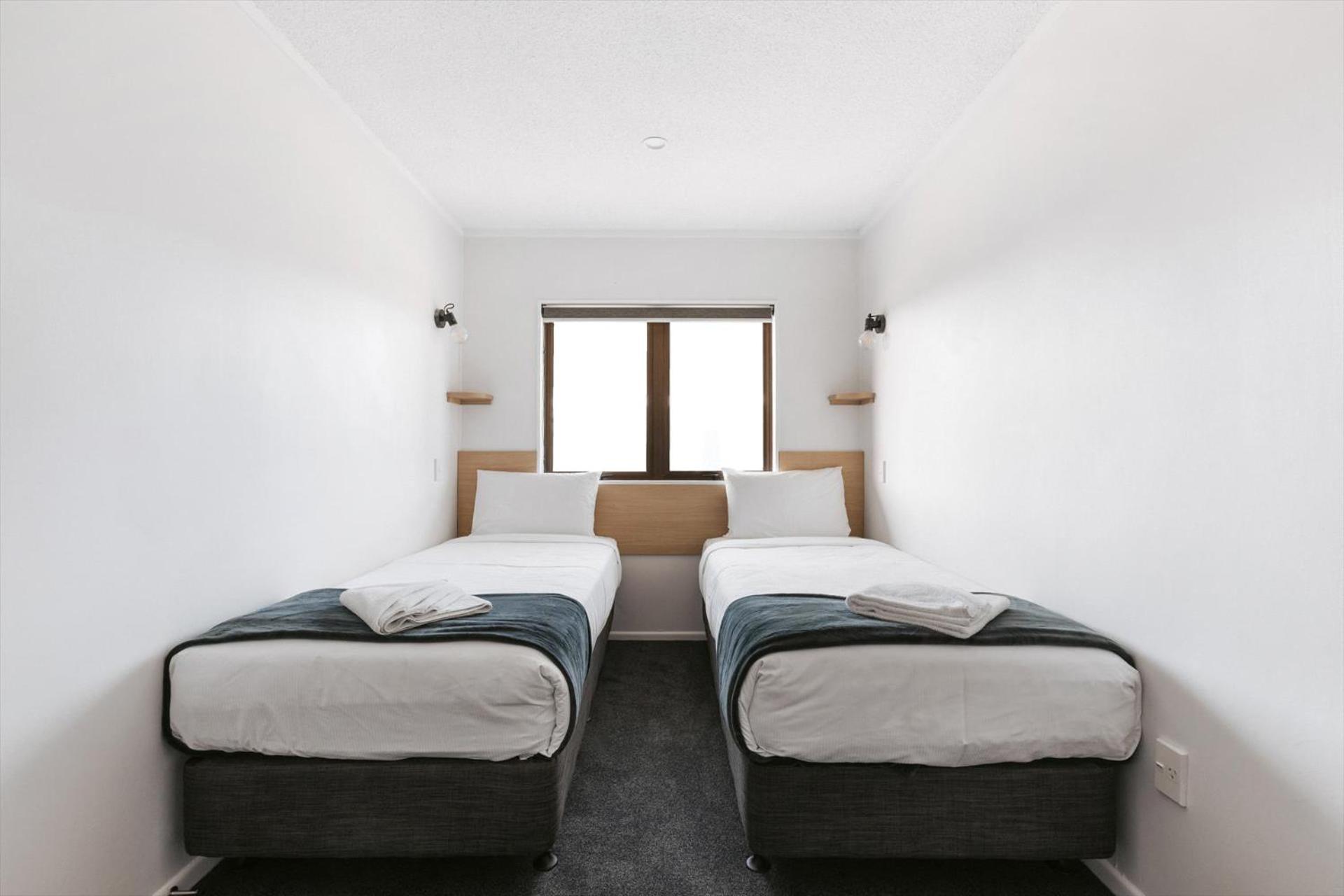 One-Bedroom Apartment Aircon