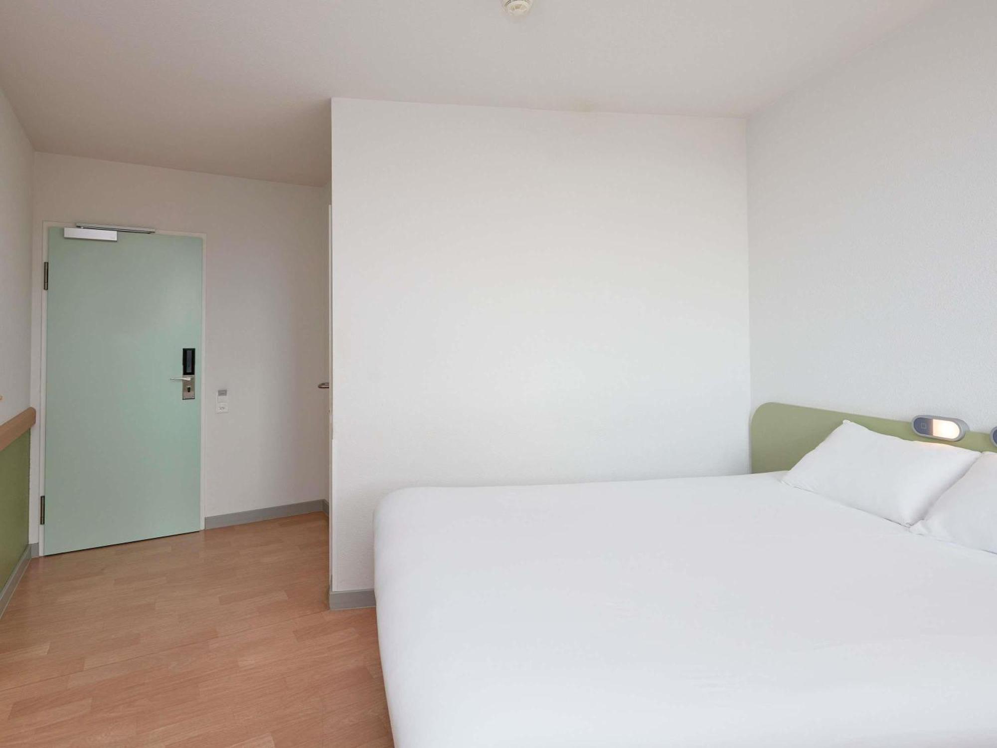 King Room Wheelchair Accessible