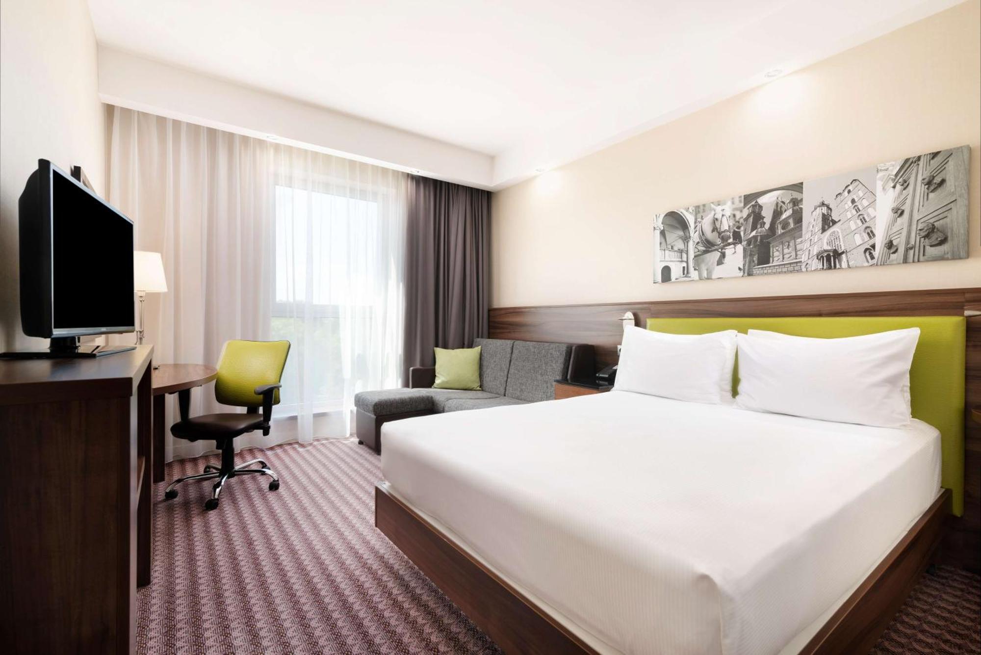 Chambre Lit Queen-Size avec Canapé-Lit