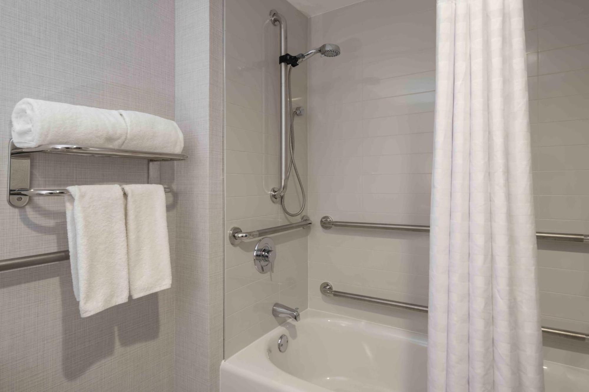 King Room with Sofa Bed and Accessible Tub - Disability Access