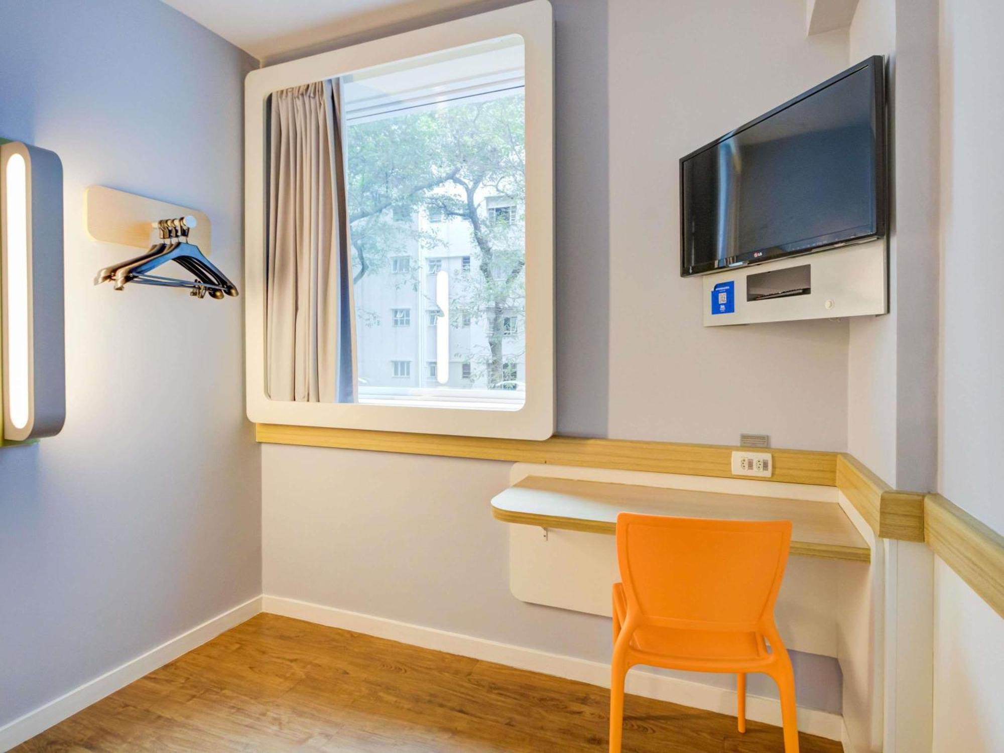 Standard Double Room Disability Access