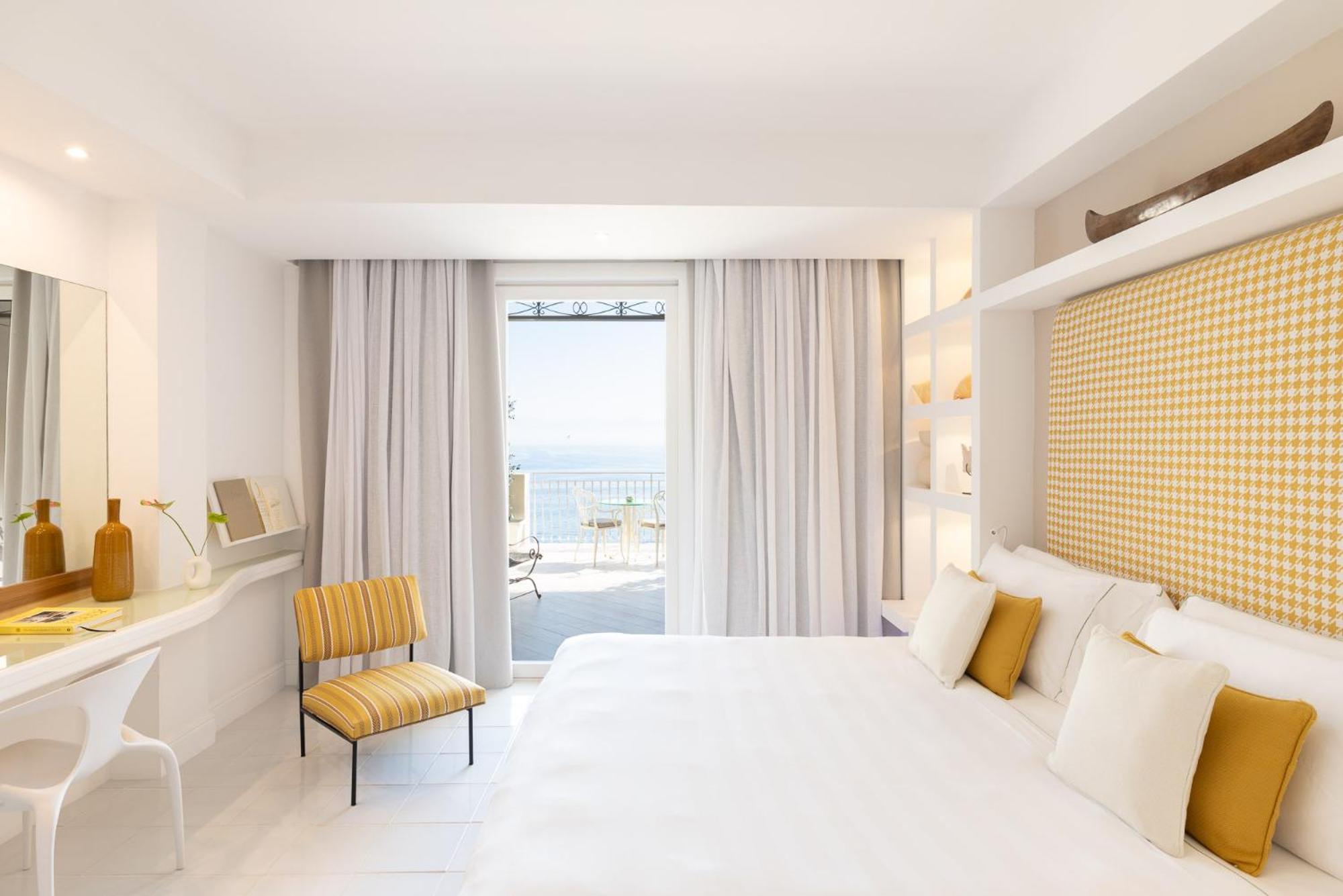 Deluxe Room Terrace Sea View