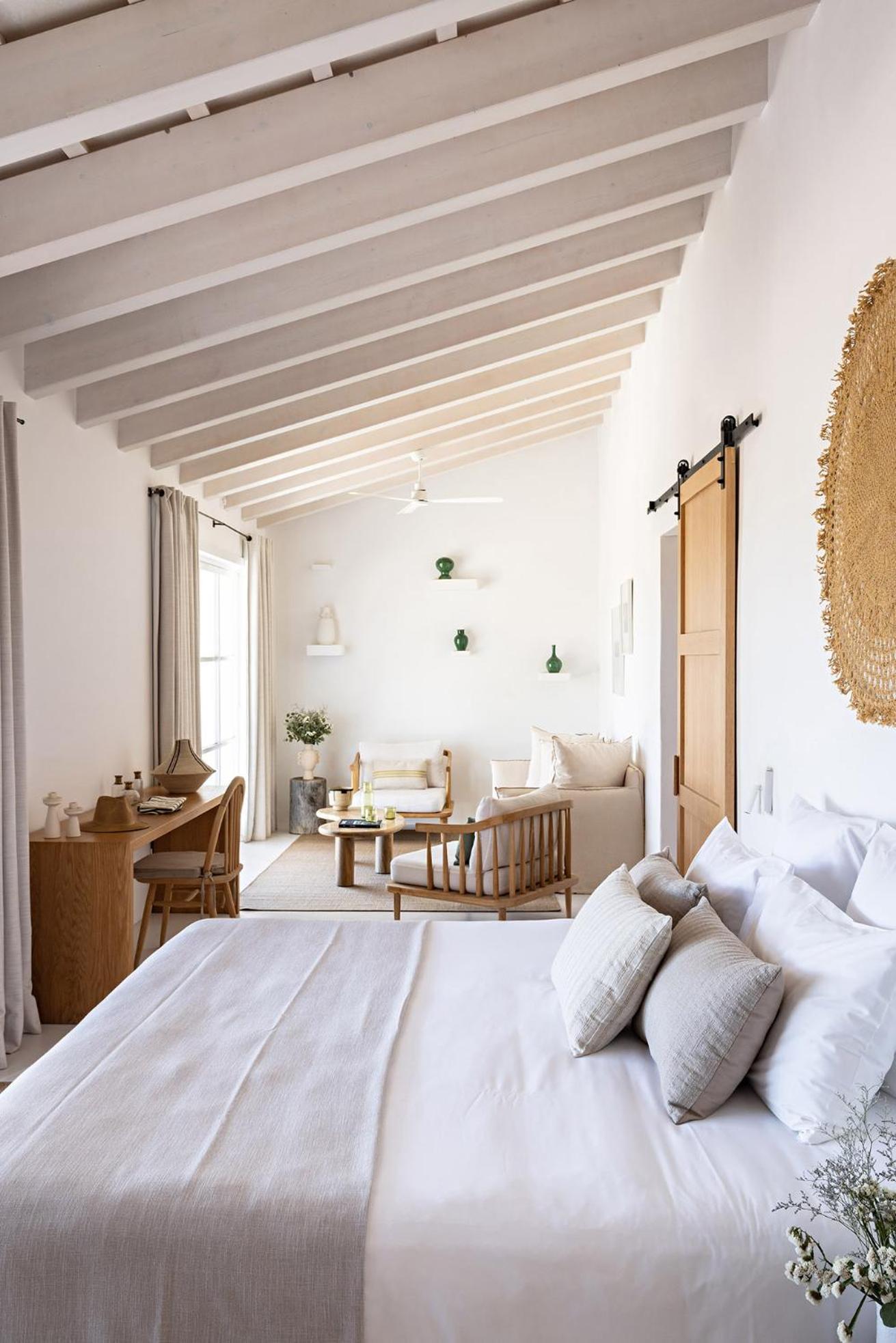Torrevella Pool Suite Double 2 bedrooms