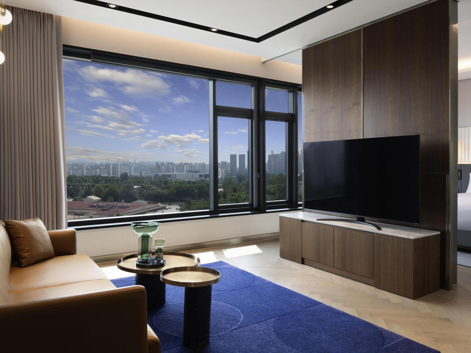 City King Suite