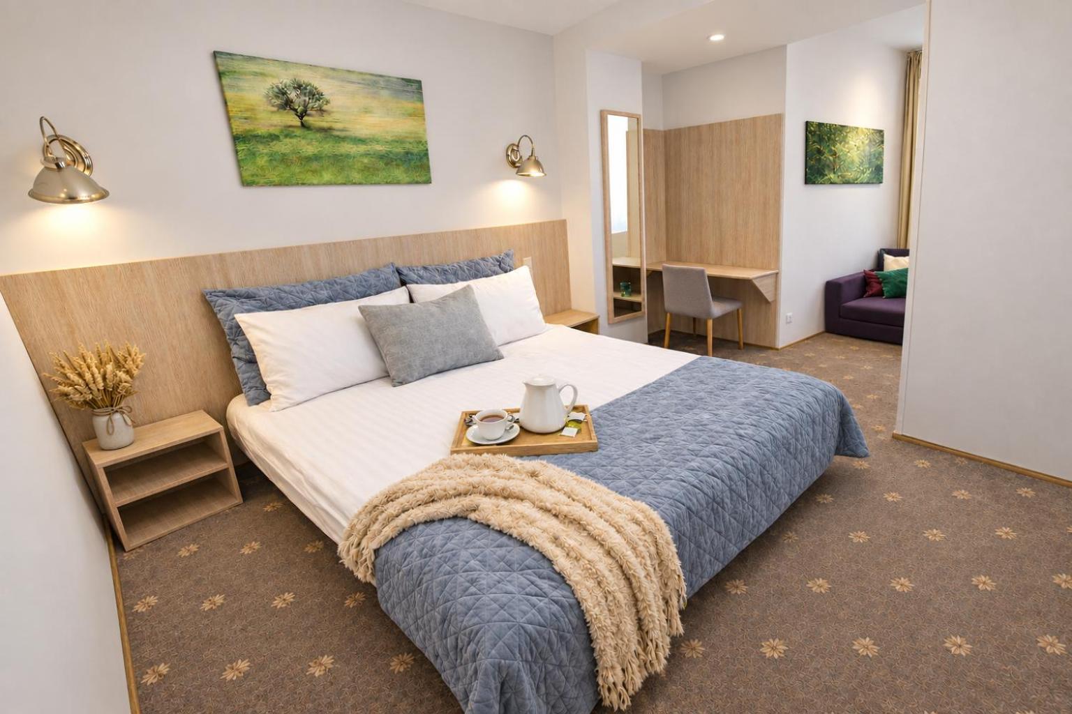 Superior King Suite Kitchenette