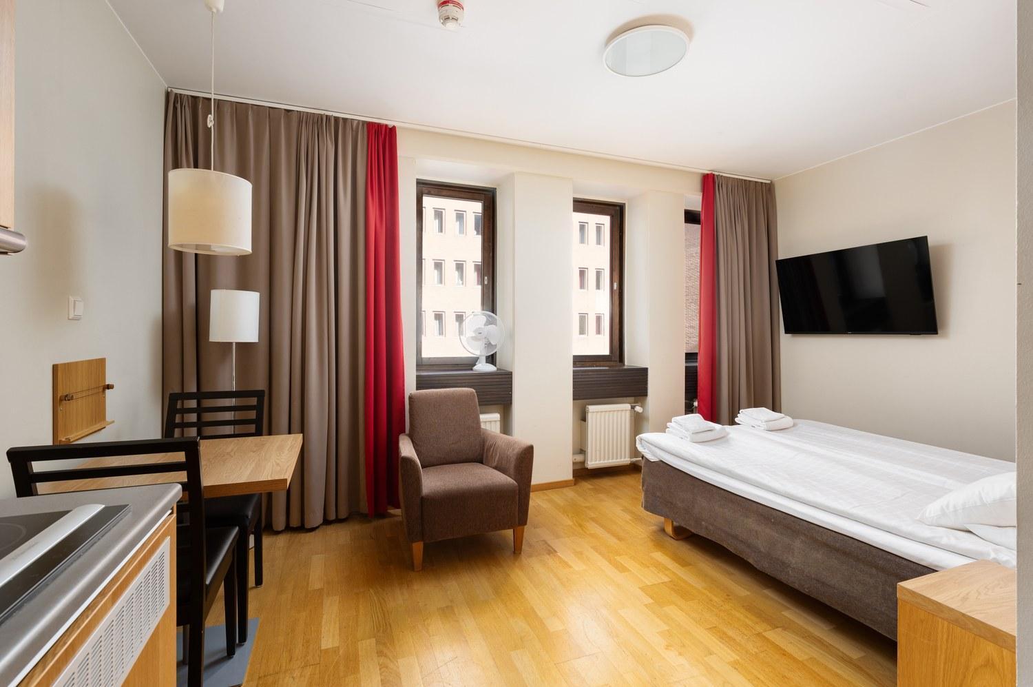 Standard Double Kitchenette