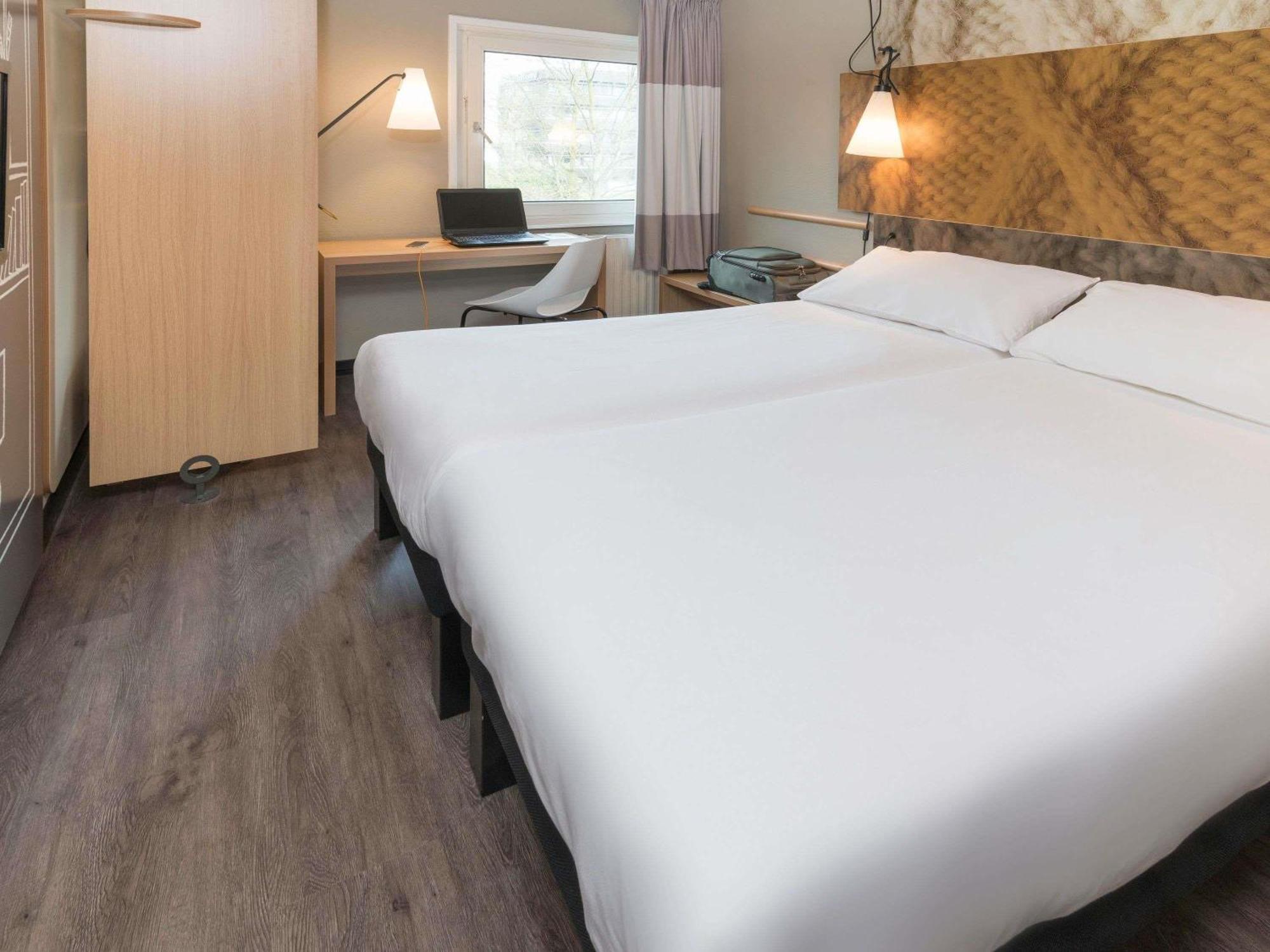 Standard Room Two Single Beds